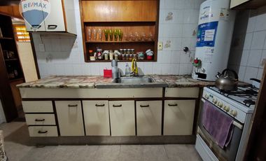 Venta casa 7 amb en con jardin en Villa Adelina