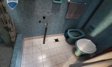 Venta casa 7 amb en con jardin en Villa Adelina