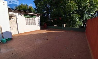 Venta casa 7 amb en con jardin en Villa Adelina