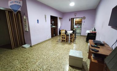Venta casa 7 amb en con jardin en Villa Adelina