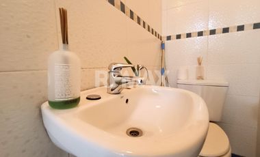 CASA DE 3 DORMITORIOS AMUEBLADA EN ALQUILER
