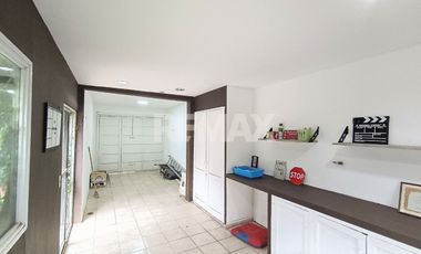 CASA DE 3 DORMITORIOS AMUEBLADA EN ALQUILER