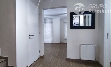 Casa en Arriendo en Hacienda San Sebastian, pasado Altos del Maipo