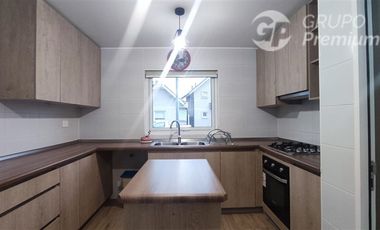 Casa en Arriendo en Hacienda San Sebastian, pasado Altos del Maipo
