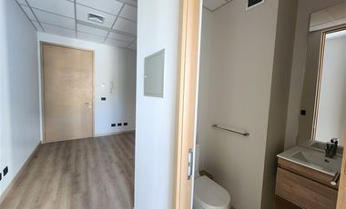 Oficina en Arriendo en Calle Limache 3421, Edificio Reitz II, El Salto, Viña del Mar