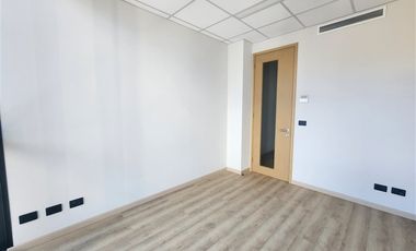 Oficina en Arriendo en Calle Limache 3421, Edificio Reitz II, El Salto, Viña del Mar