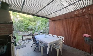 Casa en Venta en Miguel León Prado y Victoria