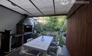 Casa en Venta en Miguel León Prado y Victoria
