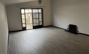 Casa en Arriendo en Villa Imperial