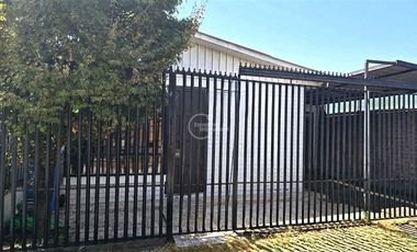 Casa en Arriendo en Metro San José De La Estrella