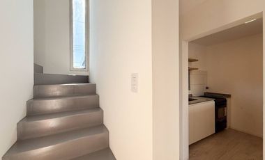 VENTA DUPLEX DOS DORMITORIOS CON PARQUE, CITY BELL