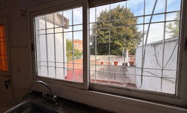 VENTA CASA 4 AMB, EZPELETA ESTE.
