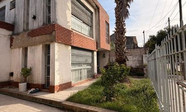 VENTA CASA 4 AMB, EZPELETA ESTE.