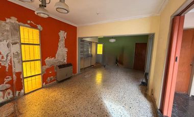 VENTA CASA 4 AMB, EZPELETA ESTE.