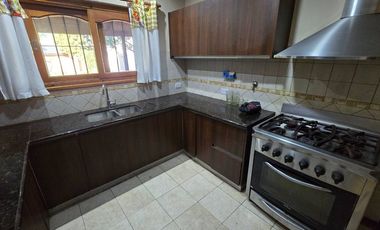 VENTA CASA 3 AMB. 2 PLANTAS GRAN PARQUE QUILMES