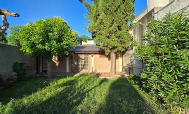 VENTA CASA 3 AMB. 2 PLANTAS GRAN PARQUE QUILMES