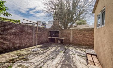 Venta PH 5/6 Ambientes con Jardín y Parrilla