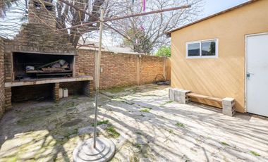 Venta PH 5/6 Ambientes con Jardín y Parrilla