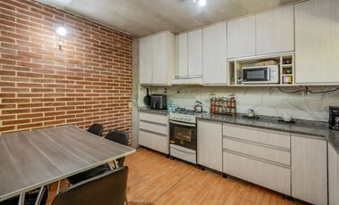 Venta PH 5/6 Ambientes con Jardín y Parrilla