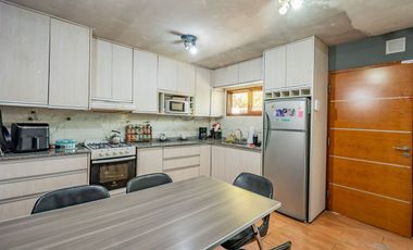 Venta PH 5/6 Ambientes con Jardín y Parrilla