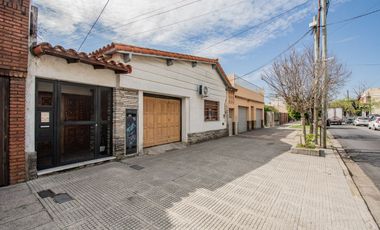 Venta PH 5/6 Ambientes con Jardín y Parrilla