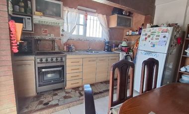 AVELLANEDA VENTA PH SIN EXPENSAS 5 AMB CON TERRAZA