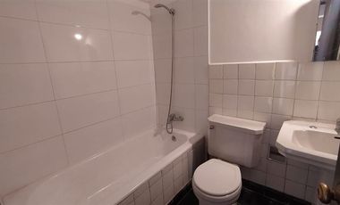 Departamento en Arriendo en 71m2 Agustinas 1581 Amplios espacios 3 dormitorios 2 amplios 1 ideal para HOME OFFICE a pasos del metro Santa Ana