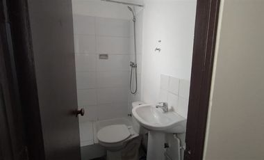 Departamento en Arriendo en 71m2 Agustinas 1581 Amplios espacios 3 dormitorios 2 amplios 1 ideal para HOME OFFICE a pasos del metro Santa Ana