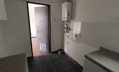 Departamento en Arriendo en 71m2 Agustinas 1581 Amplios espacios 3 dormitorios 2 amplios 1 ideal para HOME OFFICE a pasos del metro Santa Ana