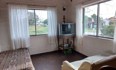 Venta casa en Alfar 4 ambientes garage y parque