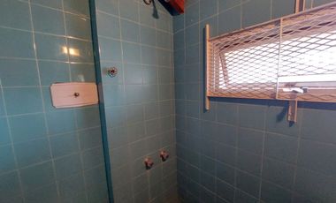 Venta casa en Alfar 4 ambientes garage y parque