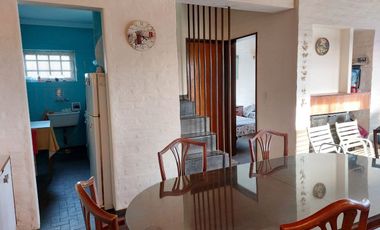 Venta casa en Alfar 4 ambientes garage y parque