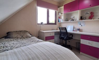 SE VENDE AMPLIA CASA EN MIRADOR DE LA BAHIA