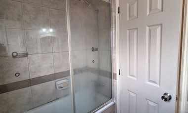 SE VENDE AMPLIA CASA EN MIRADOR DE LA BAHIA