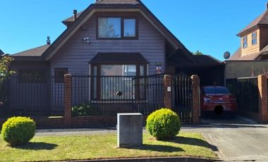 SE VENDE AMPLIA CASA EN MIRADOR DE LA BAHIA