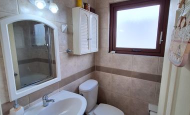 SE VENDE AMPLIA CASA EN MIRADOR DE LA BAHIA