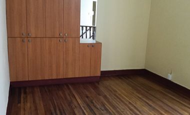 ARRIENDO CASA 5HAB 1BA SANTIAGO