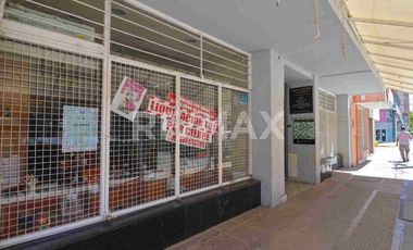 VENTA 4 LOCALES COMERCIALES GALERIA EDIFICIO ROCA