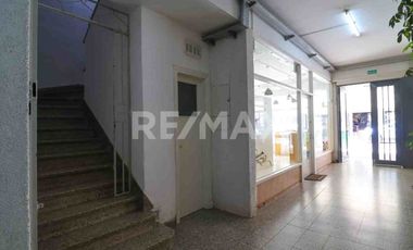 VENTA 4 LOCALES COMERCIALES GALERIA EDIFICIO ROCA