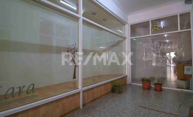 VENTA 4 LOCALES COMERCIALES GALERIA EDIFICIO ROCA