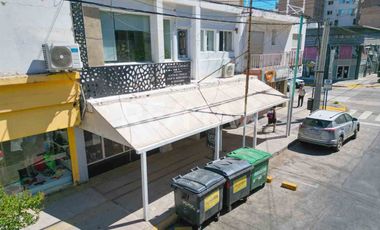 VENTA 4 LOCALES COMERCIALES GALERIA EDIFICIO ROCA