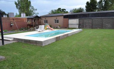 VENTA CASA de 5 AMB AMUEBLADA EN 20 DE JUNIO