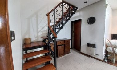 Venta Ph 5 Ambies, cochera, terraza Santos Lugares