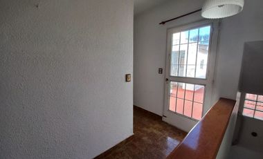 Venta Ph 5 Ambies, cochera, terraza Santos Lugares