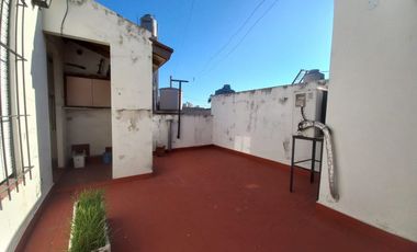 Venta Ph 5 Ambies, cochera, terraza Santos Lugares