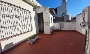 Venta Ph 5 Ambies, cochera, terraza Santos Lugares