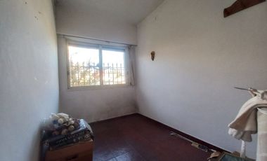 Venta Ph 5 Ambies, cochera, terraza Santos Lugares