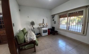 Venta Ph 5 Ambies, cochera, terraza Santos Lugares