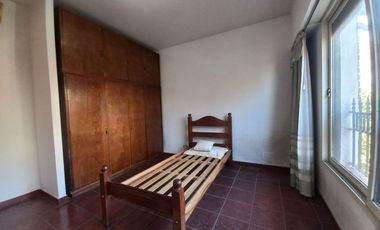 Venta Ph 5 Ambies, cochera, terraza Santos Lugares