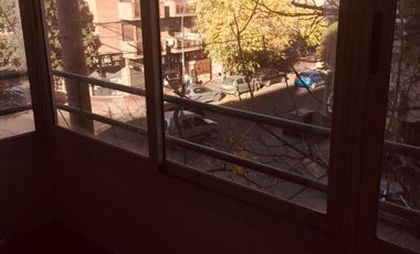ALQUILER, DOS DORMITORIOS,  con doble balcon
